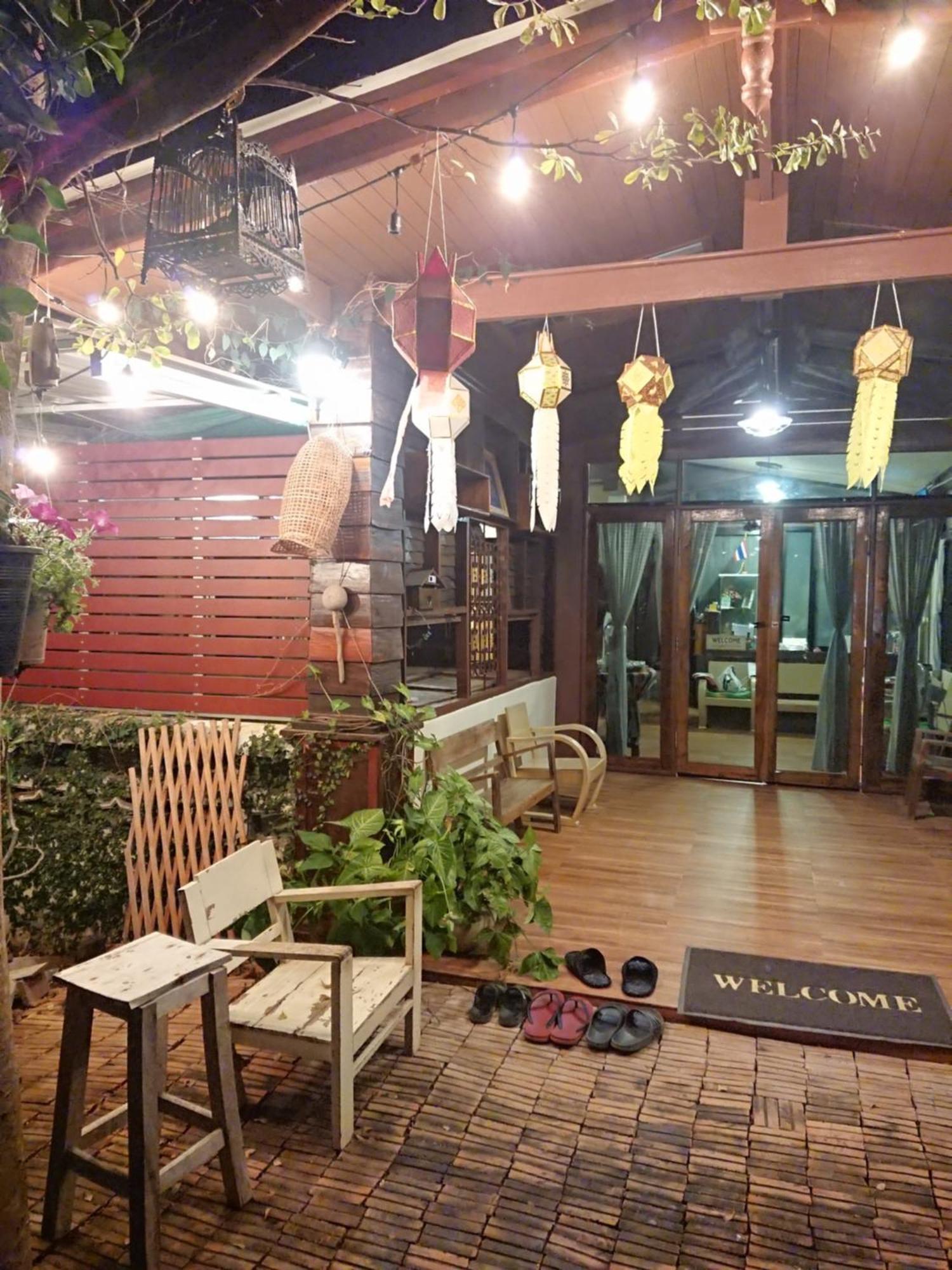 Appartamento Baan Mai Muang Nan Esterno foto